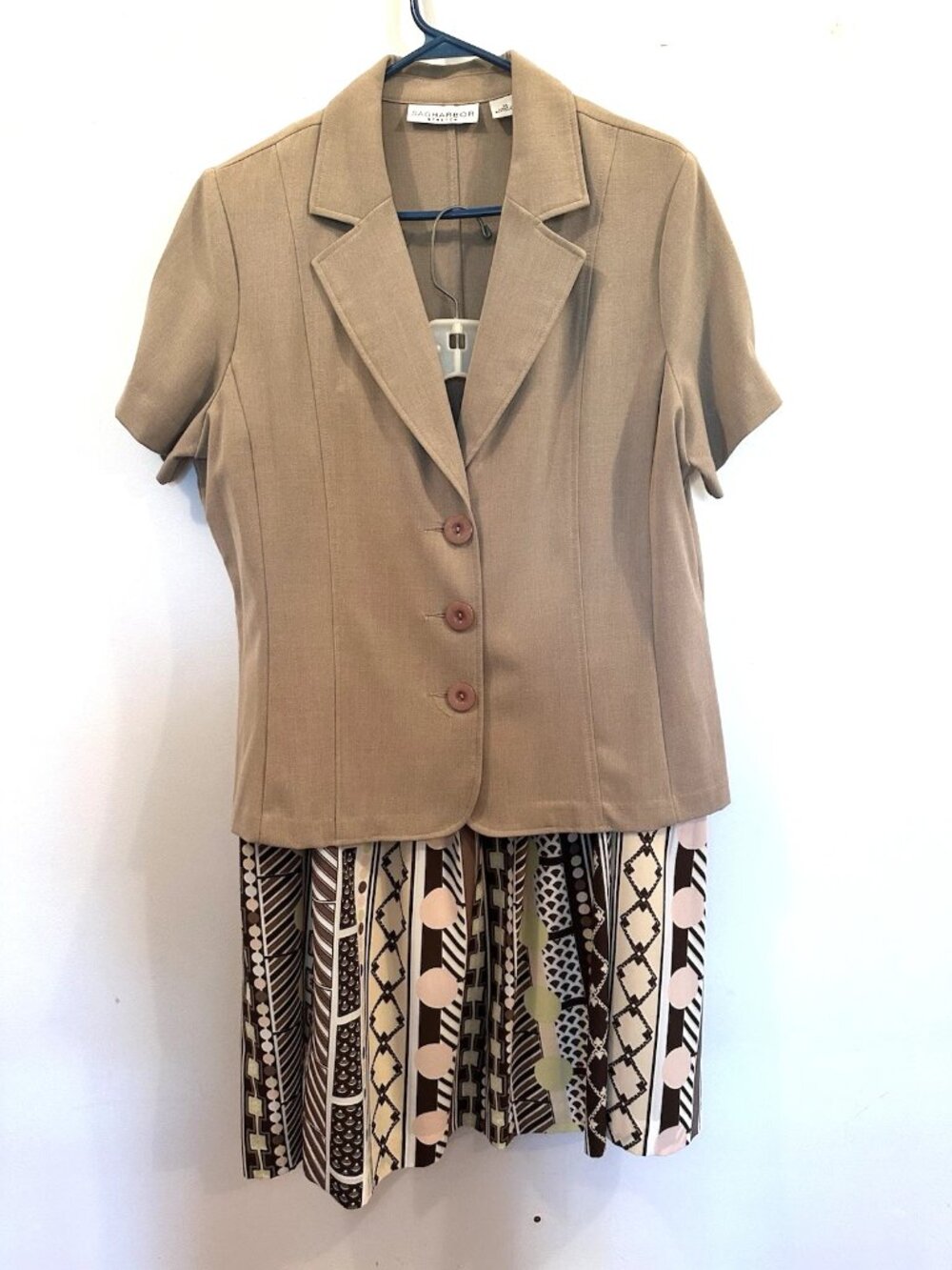 Two Piece Womens Jacket and Skirt Set Size 14 Church Office Business
